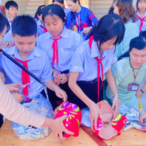 PHONG TRÀO “NUÔI HEO ĐẤT” – LAN TỎA TINH THẦN SẺ CHIA TRONG HỌC SINH