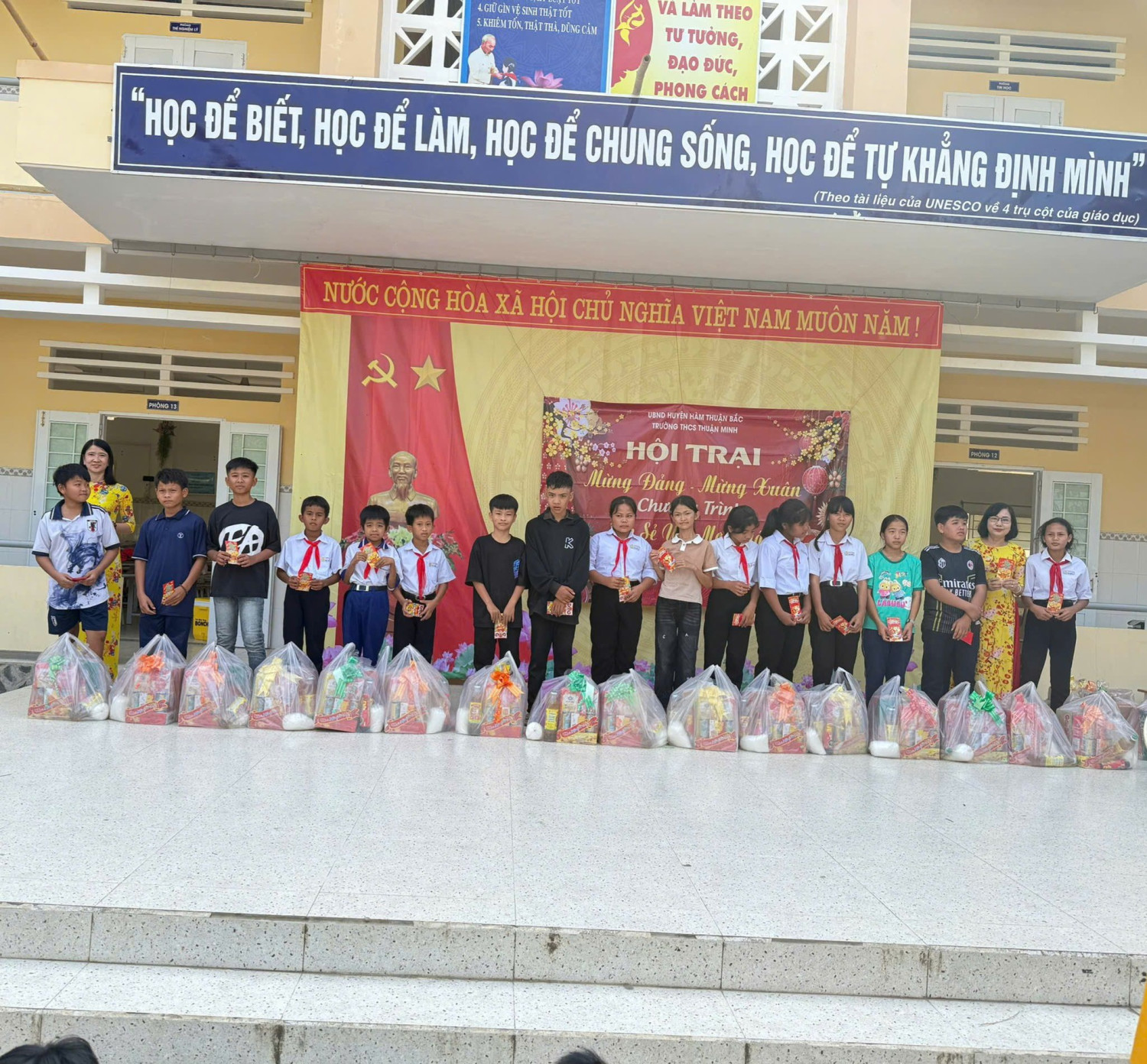 LỜI CẢM ƠN TỪ BAN GIÁM HIỆU NHÀ TRƯỜNG