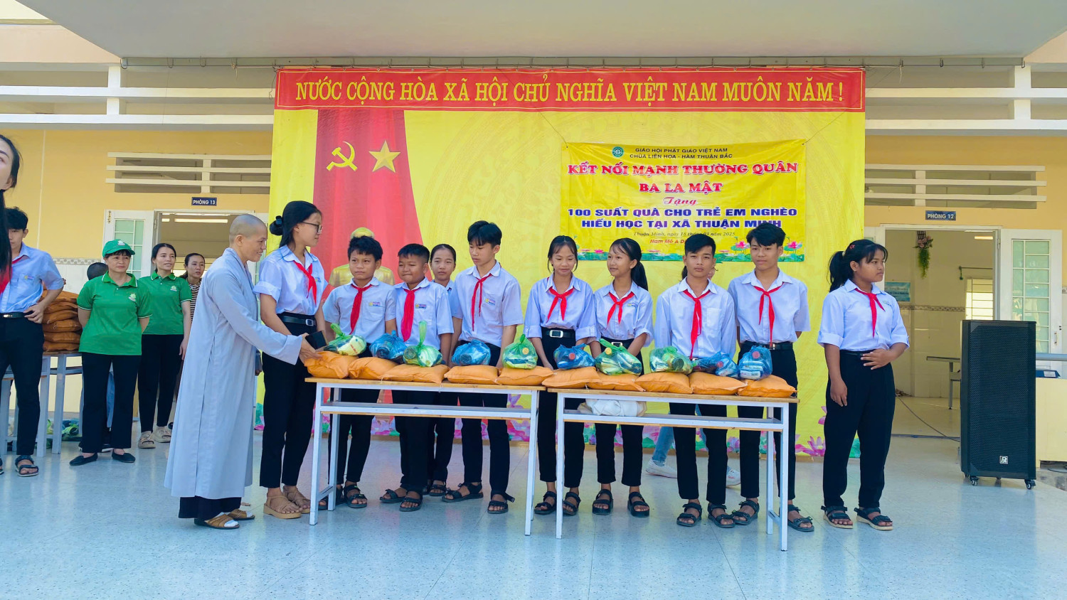 THƯ CẢM ƠN Mạnh Thường Quân và cô Lập chùa Liên Hoa