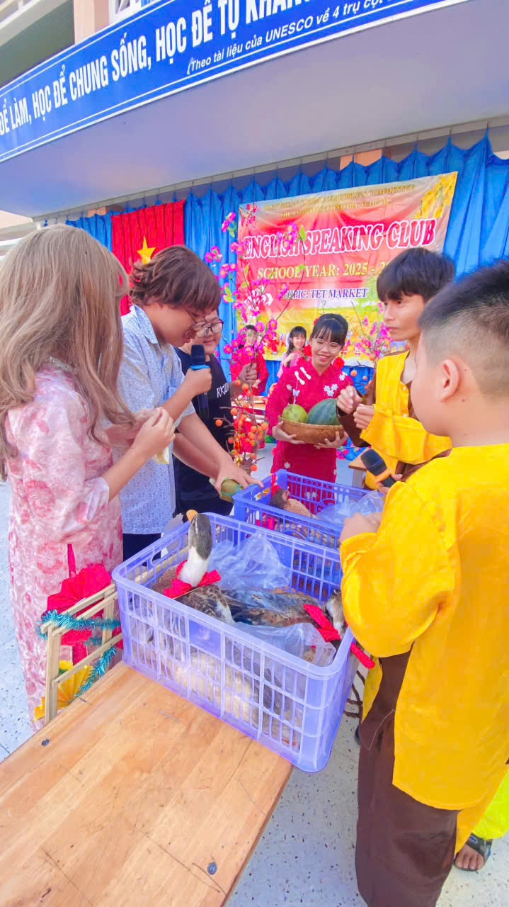 câu lạc bộ tiếng Anh