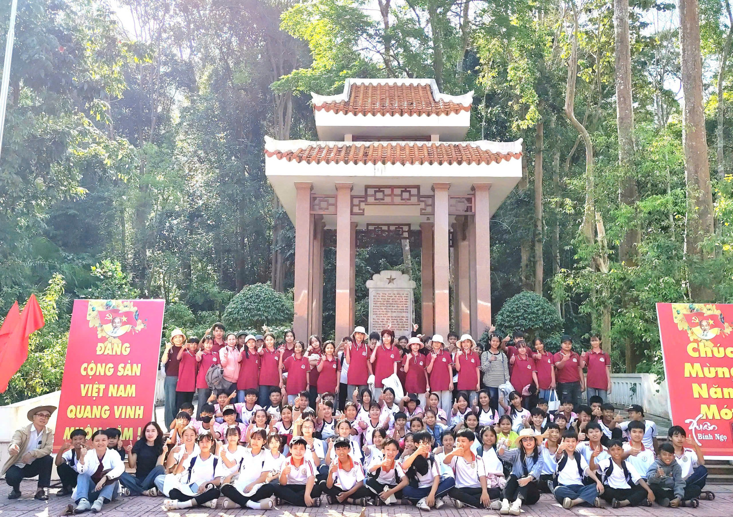 Hành trình đến với địa chỉ đỏ tại Khu căn cứ Tỉnh uỷ Salon, xã Đông Giang, tỉnh Lâm Đồng