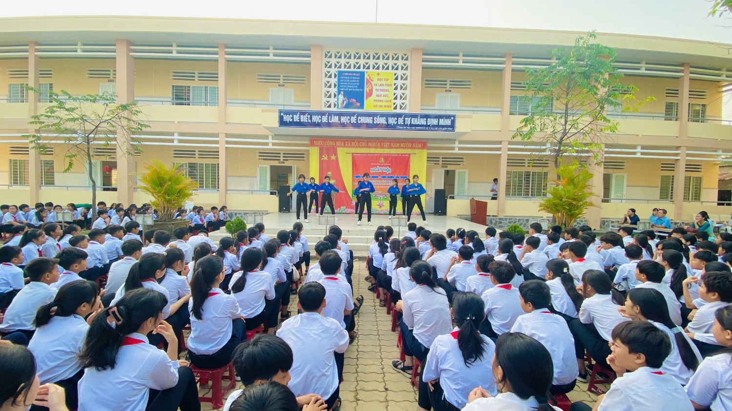 Tiến bước lên đoàn. Năm học: 2024 - 2025