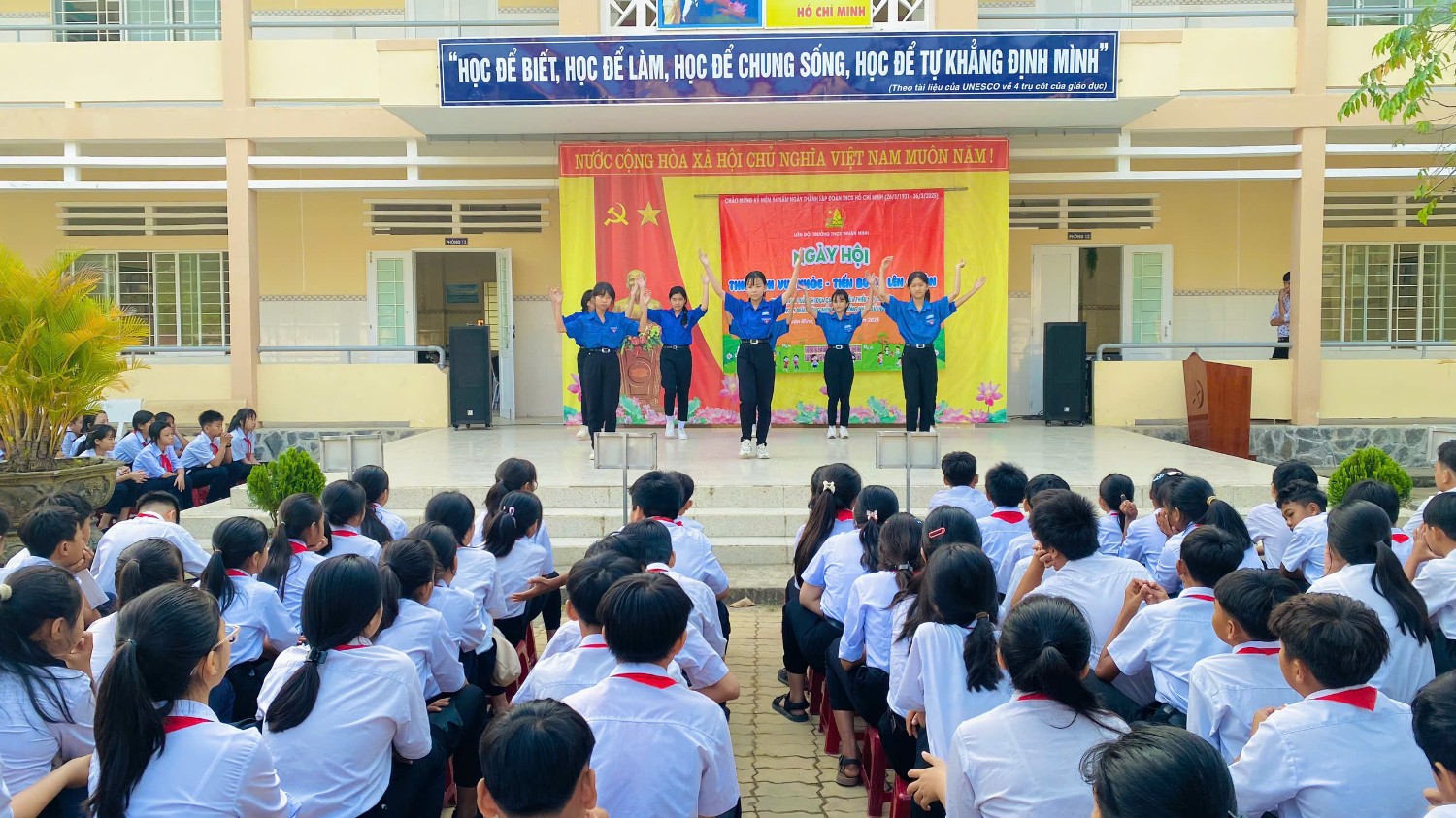 Tiến bước lên đoàn. Năm học: 2024 - 2025