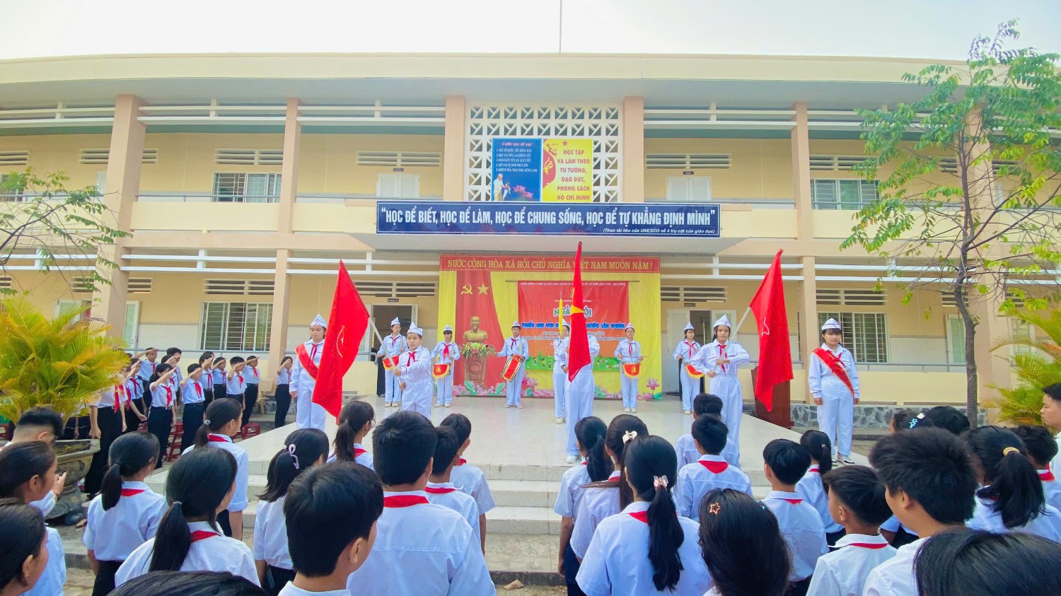 Tiến bước lên đoàn. Năm học: 2024 - 2025