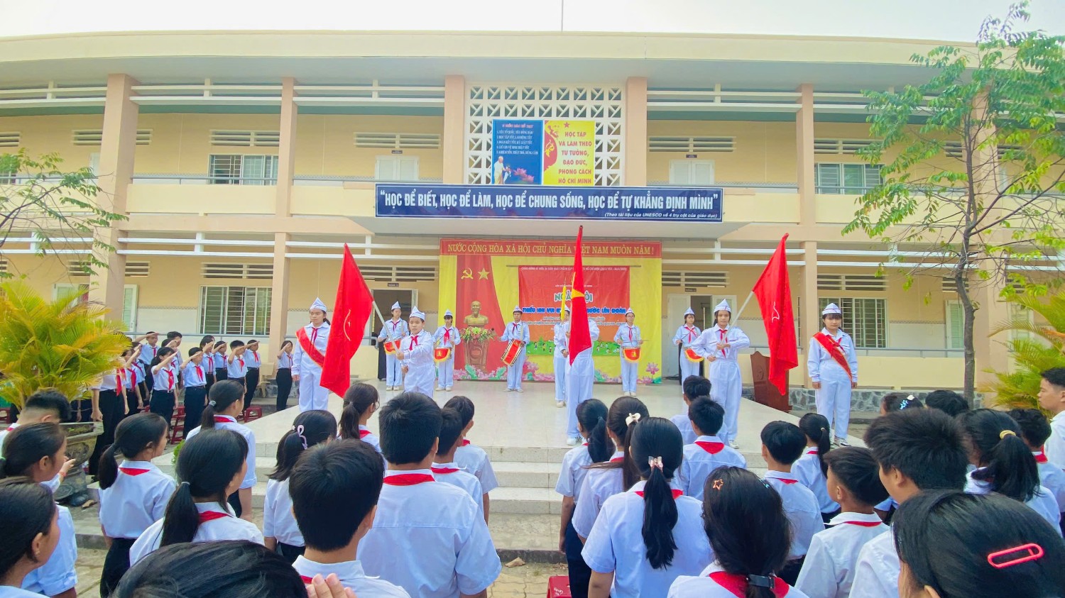 Tiến bước lên đoàn. Năm học: 2024 - 2025